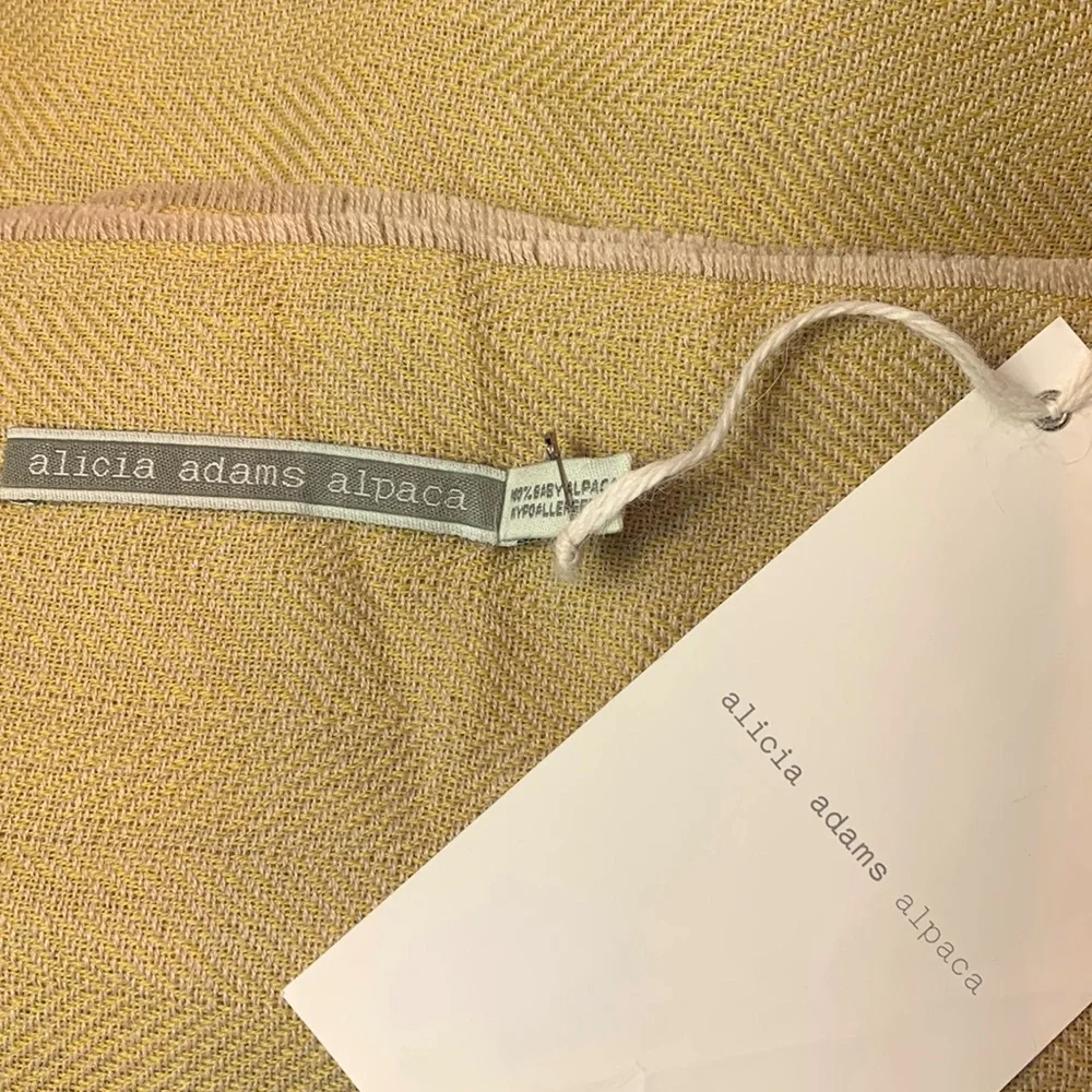 Alicia Adams Alpaca alicia adams